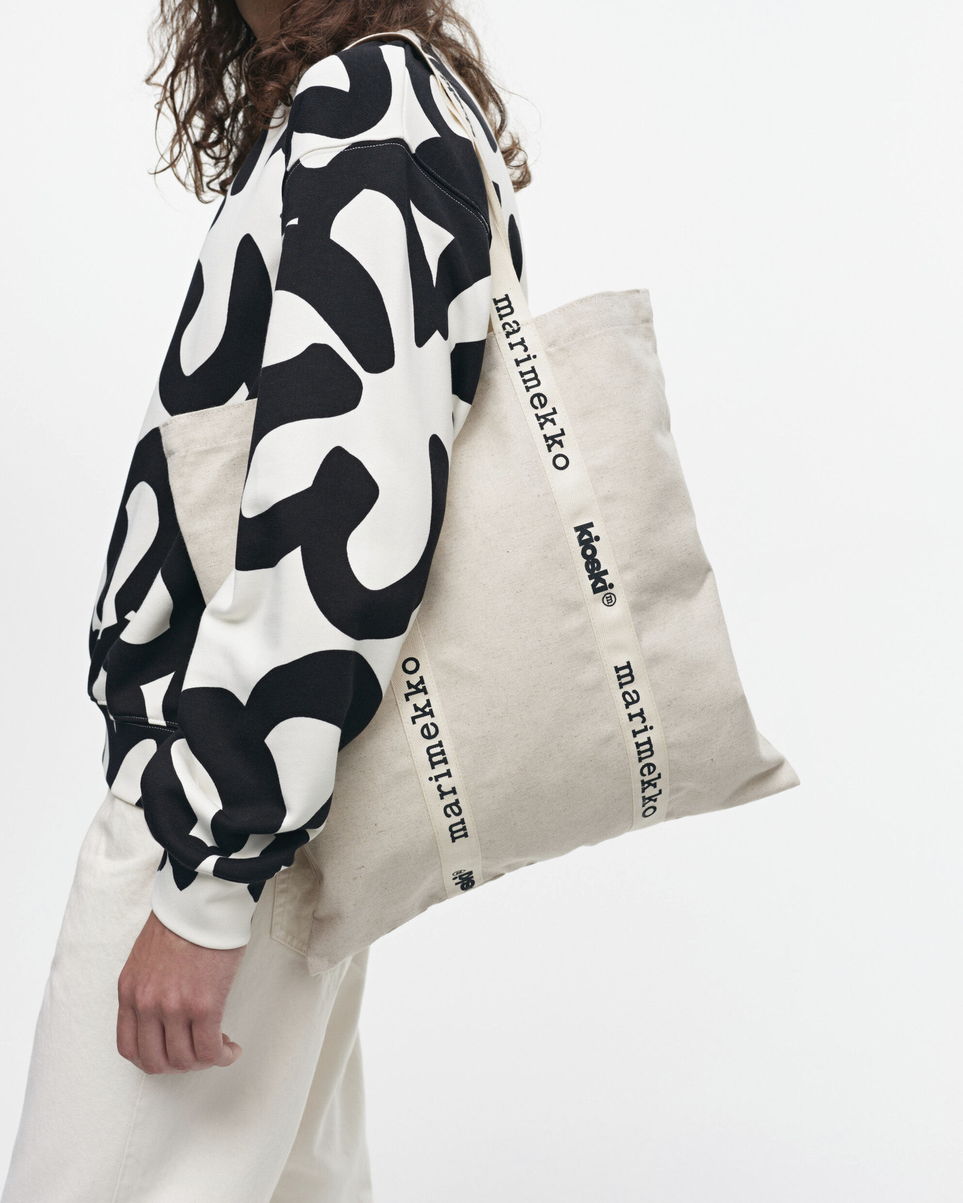 PLAY TOTE SOLID - Marimekko Thailand